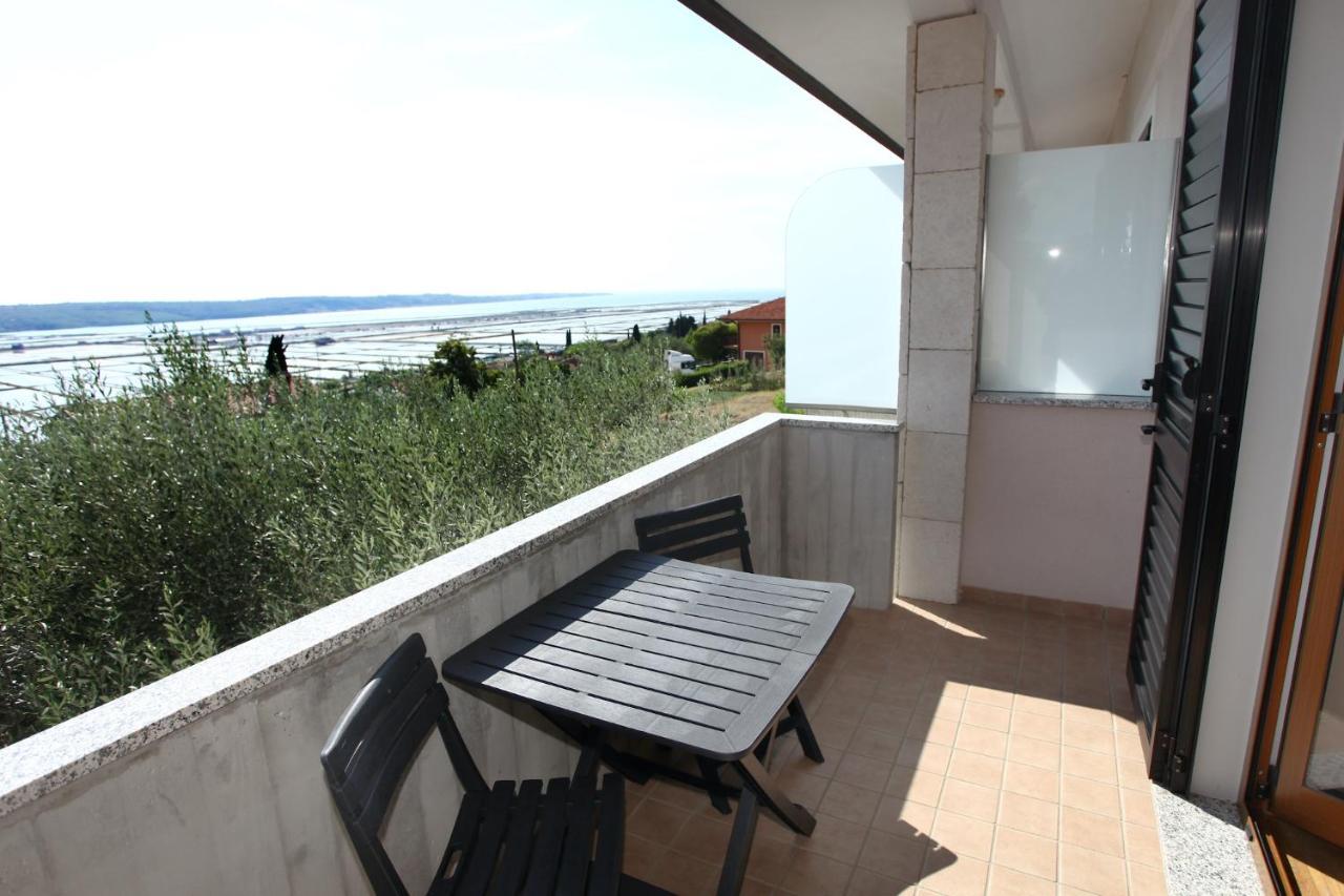 Blue Horizon Apartments Seca Portoroz Exterior photo
